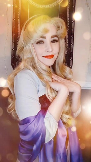 Meet Princess Aurora: The Sleeping Beauty