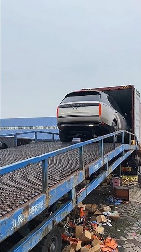 The Ultimate Range Rover Experience! Luxury, Power & Road Presence 👑🔥 #RangeRover #LandRover