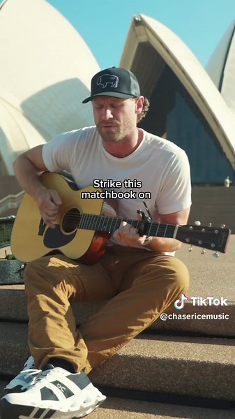 Chase Rice Sings 'Fireside' in Australia in Front of Opera House