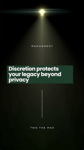How Discretion Beats Privacy in Wealth Planning