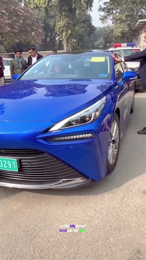 EV या Hydrogen: भारत का भविष्य क्या है?#shorts