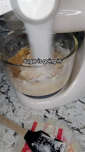 Butter Pecan Pound Cake #poundcake #butterpecan #cake #recipe #tutorial | Mama Sofana's Buttercream Dreams