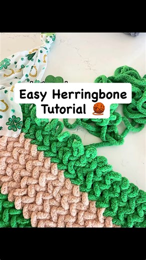 Helle on Instagram: "I love this classy, simple and yet so beautiful herringbone stitch. It’s super easy to do and it adds so much texture! It IS a yarn eater so be ready to use a bit more than normal. Yarn is from bulk # 6,34 @chunky.chenille.blanket.yarn #chunkyknitblankets #chunkyknit #helleschunkyknitblankets #fingerknitting #fyp"