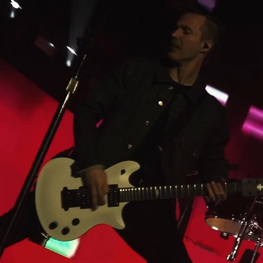 🚨🪳The #RiseOfTheRoach Tour is coming to INFEST the USA with Rise Against and special guest Underoath! Tickets are on sale now and moving quickly! | Papa Roach