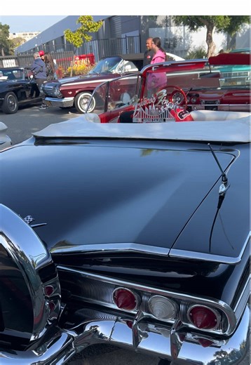 Clean drop top 60‼️‼️‼️‼️💯💯💯💯 #lowrider #chicano #classiccars #lowriderlifestyle #fyp