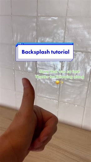 How I did my backsplash in one night! ✨🤍😅👍🏼 #backsplash #homereno #tutorials #kitchenrenovation #diy #fixerupper #tilebacksplash #fypシ