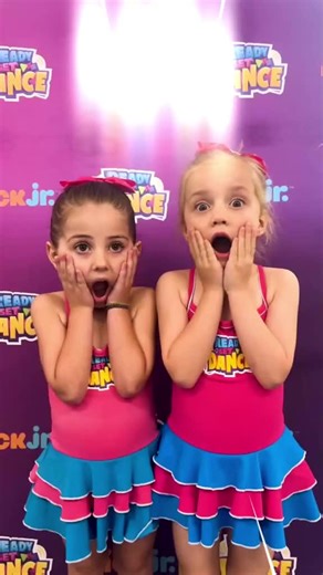 Back to dance is almost here… and the excitement is building! 🥳 Think BIG smiles, BIG moves, and BIG Ready Set Dance energy! Is your preschooler just as excited as we are? Drop a 💖 below 👇 🌈 Find a studio near you, link in bio! #readysetdance #backtodance