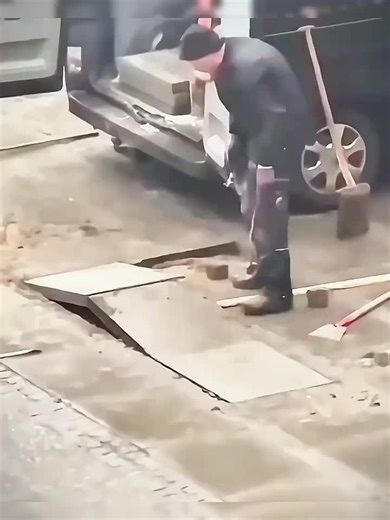 #BalliBotMogis #TrendingReels #TrendingReels #Foryoupage ##FYP #FYP #ViralTikTok #MillionViews #TechMagic #SmartBot #AlTrend #RobotVibes #Innovation