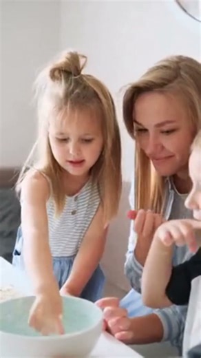 Trapped in a Lift & Saved by Bad Jokes! 💬😂 #LoveStory #Viral #MeetCute