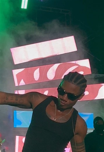 KiDi Performs Odo at Likoron Beach Event