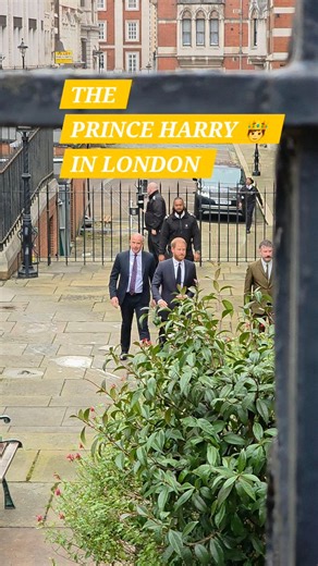 Prince Harry Arrives at High Court for Historic Trial 🇬🇧⚖️ Unfiltered and up close. 🎥 Watch the moment the Duke of Sussex arrived at the Royal Courts of Justice this morning to launch his 9-week legal battle against Associated Newspapers. 🏛️ #PrinceHarry #RoyalFamily #fblifestyle | British Tradition