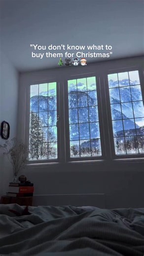 Cozytime on Instagram: "Window projector for Christmas♥️🎥🎄🎁?? #christmas #christmas2025 #santaiscoming #winter #cozy #cozytime #wintertime #homedecor #giftsforher"