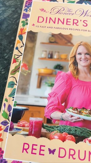 I was going to use “Step By Step” by Backstreet Boys but I’m an 80’s girl. Just sayin’, if you like step-by-step process shots in cookbooks…I gotcha covered. 😊❤️ | The Pioneer Woman - Ree Drummond