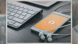 Why Do Musicians Wear Earpieces?