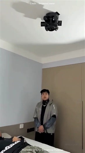 This worker doing hilarious job 😄 #telugushorts