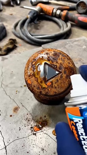 Rust cleaning with spray #RustRemoval #RustCleaning #CleanWithMe #SatisfyingCleaning #BeforeAndAfter #DeepCleaning #CleaningHacks #OddlySatisfying #CleaningMotivation #powercleaning