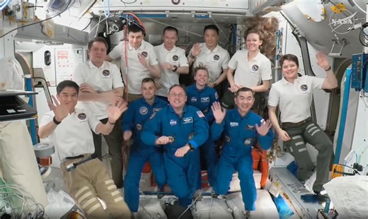 New Astronauts Arrive at Space Station, Expanding Crew Capabilities – Archyde