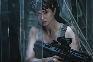 'Alien Covenant' Review: Monsters Steal the Show in Stylish But Routine Sequel