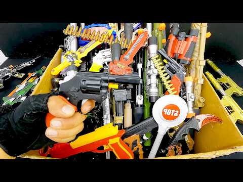 100+ Toy Guns Arsenal Unboxing! AWM Sniper M40, M4A1 Carbine, MP5 SD6, Glock 17, Desert Eagle