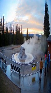 29K views · 80 reactions | Geyser Bursts Up Unexpectedly as Tourists...