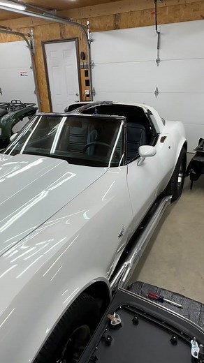 78 corvette windshield replacement and other projects pt1 #projects #corvette #chevy #c3 #musclecar #restoration #ttops #windshield #windshieldreplacement