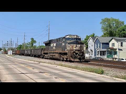 RR Crossing Derailment 3 Years Later, How Many Cars Can A Single Locomotive Move? Closed RR Crossing