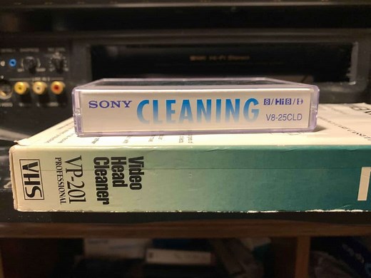 Dry vs Wet Head Cleaners: Which is the Best for your VCR?