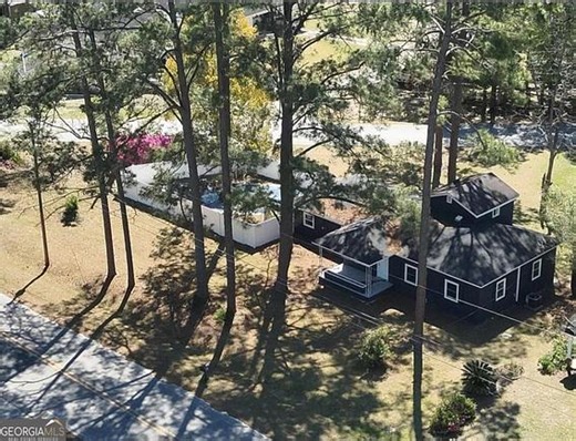 601 Community Dr, Waycross, GA 31501 | Estately 🧡 | MLS# 10712487