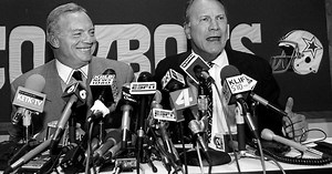 Barry Switzer on why he was Bozo the Clown when coaching the Cowboys, the 1995 Eagles game