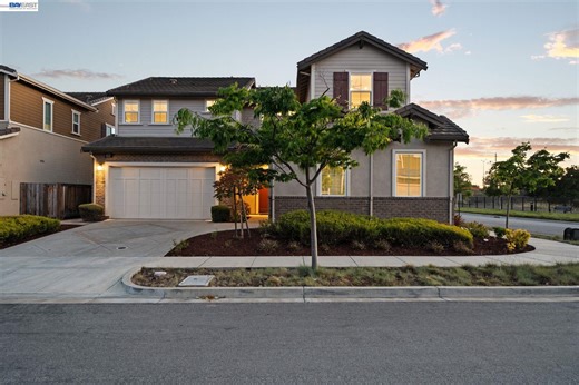 33454 Bronco Loop, Fremont, CA 94555 - MLS 41130321 - Coldwell Banker