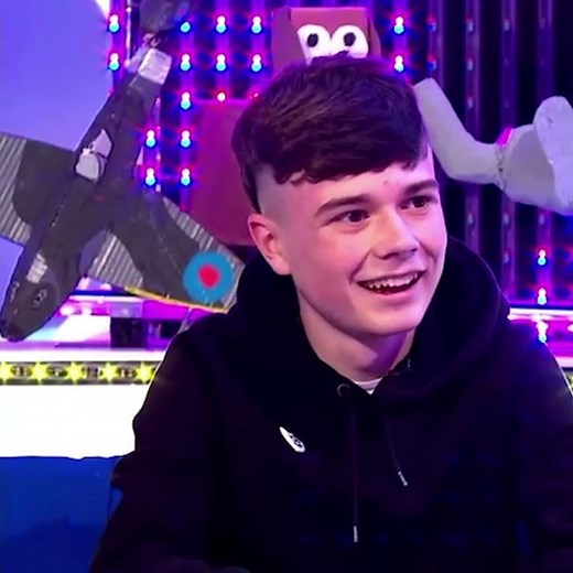 Adam B Gets Ollie Ball to Say His Catchphrase! Live on Blue Peter!