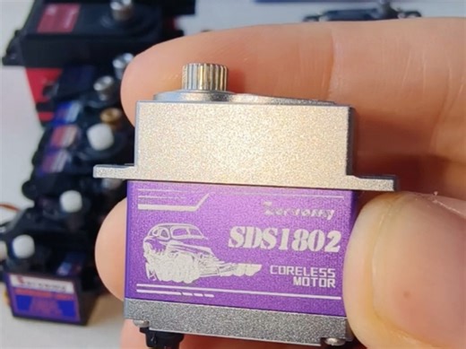 TRX4M原端舵机高端升级，IP67防水全金属数字高压微型舵机，8.5Kg堵转扭矩，空心杯电机，日本进口定位器，手感顺滑，回中精准。竞赛首选！