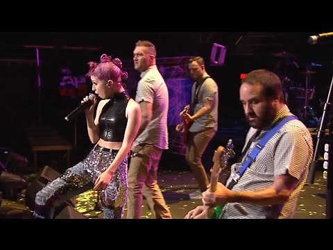 APMAs 2015: New Found Glory perform "Vicious Love" with Hayley Williams [FULL HD]