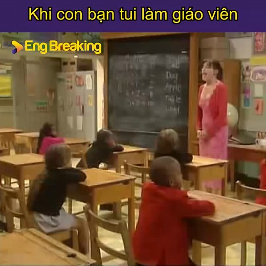 8.2K views · 140 reactions | - Chuẩn rồi đó, y hệt con bạn tui khi làm giáo viên :)) | Tiếng Anh nhanh gọn mỗi ngày | Facebook