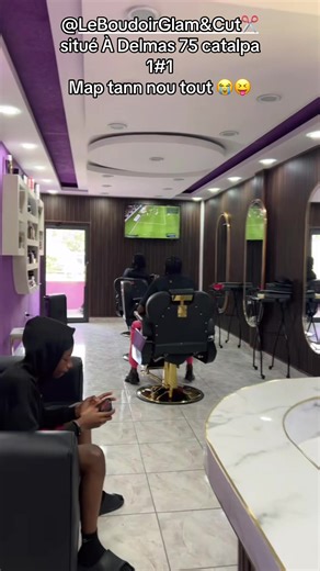 @Le Boudoir Glam & Cut ✂️ nou pa selman fè zong nou ofri yon Sèvis bote konplè pou edew toujou rete fresh & élégante ✔️Nail service ✔️lavage &coiffure ✔️pose lace/installation wig ✔️barber shop service 💈 ✔️application permanente ✔️e plis ankò… Yon sèl kote pou tout bezwen botew vini pran swen tet ou ak yon sèvis profesyonèl,pwòp ak elegan 💖@Ariana🥺❤️ @Djephkina #ketouraaa