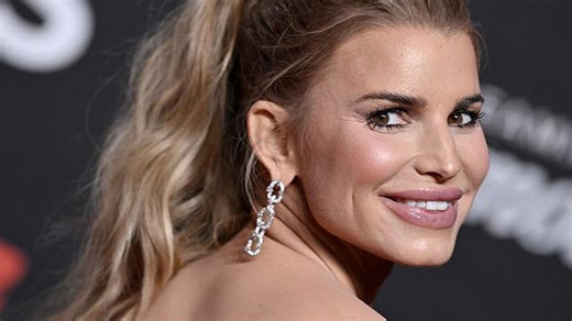 Jessica Simpson looks 'unrecognizable' during VMA appearance