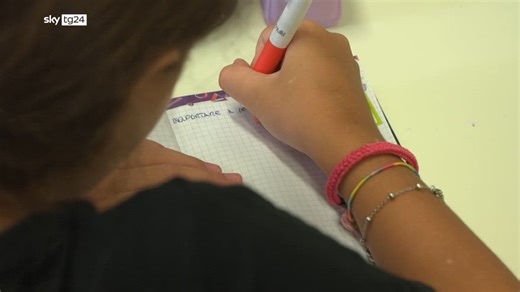 Educazione sessuale, sì alle medie con l'ok dei genitori