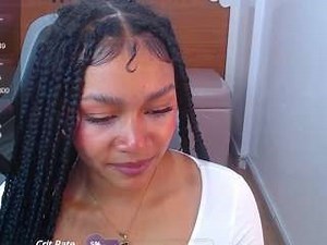 Spicy catalina25-t on Camsoda Live Now!