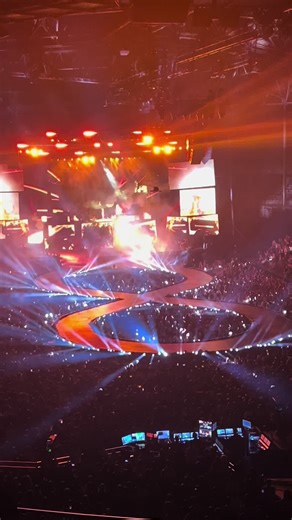 Katy Perry Concert Highlights and Fan Experience