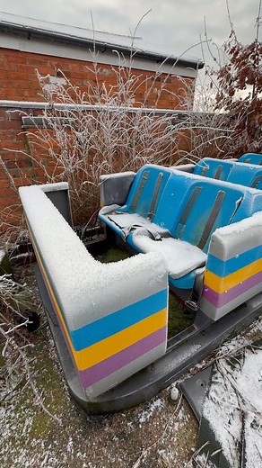 A brief look at our retro Pepsi Max Big One carriage in the icey conditions 🥶 #pepsimaxbigone #blackpoolpleasurebeach #rollercoaster | Your Experience Guide
