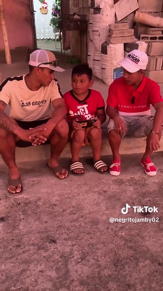 Par de Cachudos en Santa Elena, Ecuador