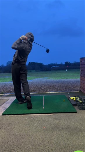 Driving range asmr #golf #viral #range #flush #asmr