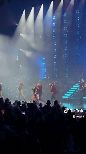 Experience Las Vegas Magic Shows in 2026