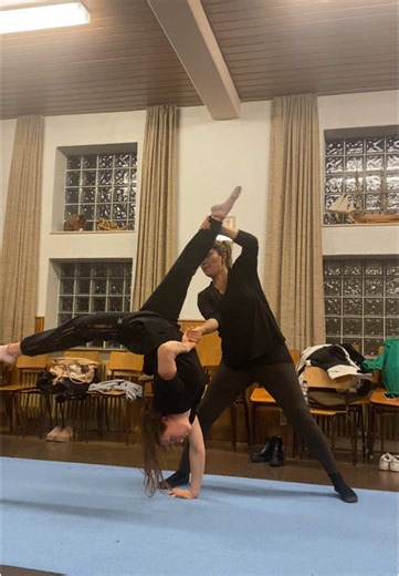 Cheerleader Dance Training Techniques and Tips