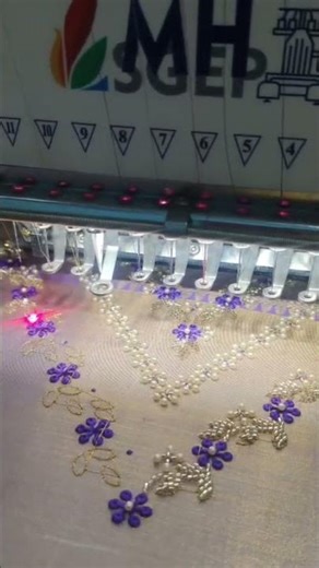 “Maggam work lo nenu extra equipment vadanu.Simple tools + solid focus = sharp finishing.