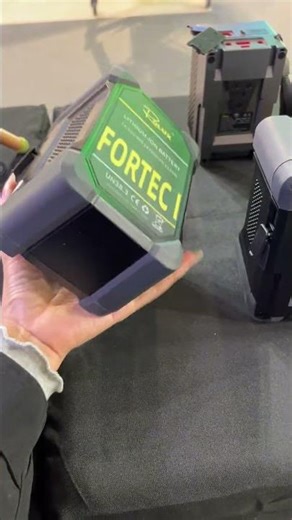 LiveU LU600 D-Tap V-Mount Battery Adaptor,LU600 Li-Ion Battery