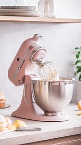 Which Colour Suite has your heart? ❤️💙🖤💛🧡🩷🤍 | KitchenAid