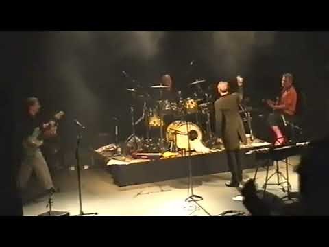 Joe Jackson Band - Is She Really Going Out With Him? (best live version ever?)