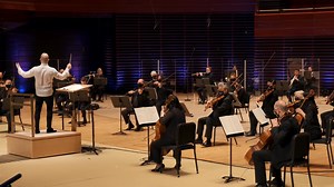 Experience the power and playfulness of Beethoven's symphonies paired with modern masterpieces this Nov. 5–7. Reserve your seats today! | The Philadelphia Orchestra