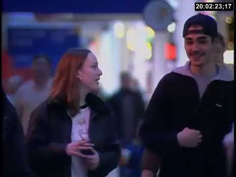 Christmas shopping at Palisades Center Mall in 1998